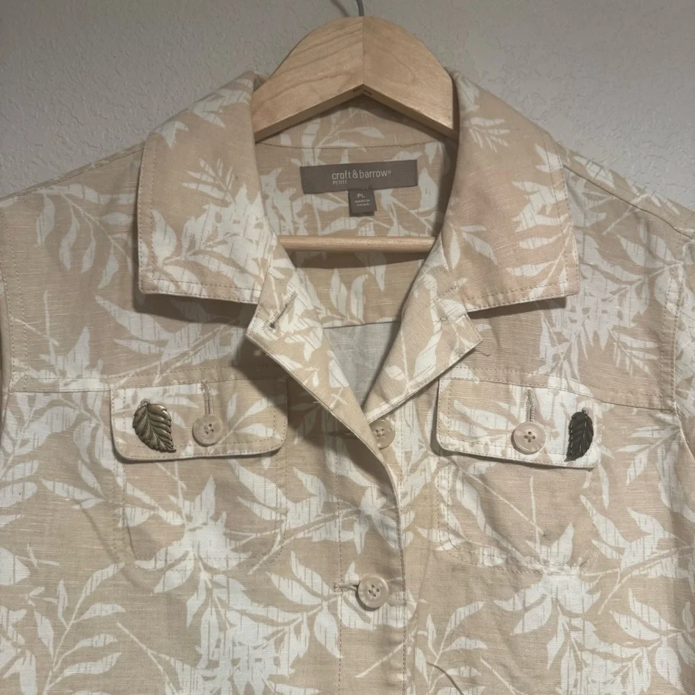 Croft & Barrow Beige Floral Linen and Cotton Blend Jacket